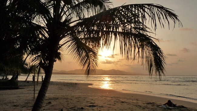  playa de puerto viejo.jpg