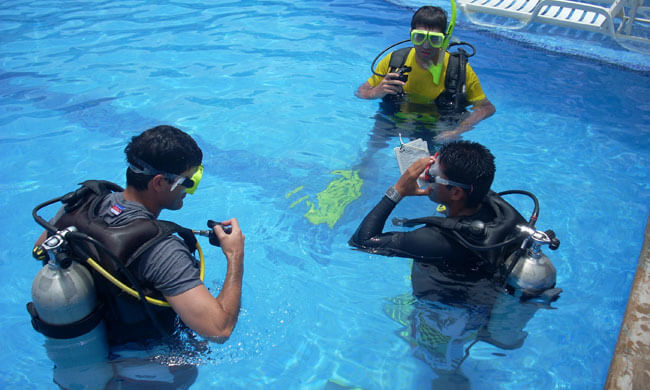 Costa Rica Scuba Diving - 2-tank Scuba Dives in Guanacaste